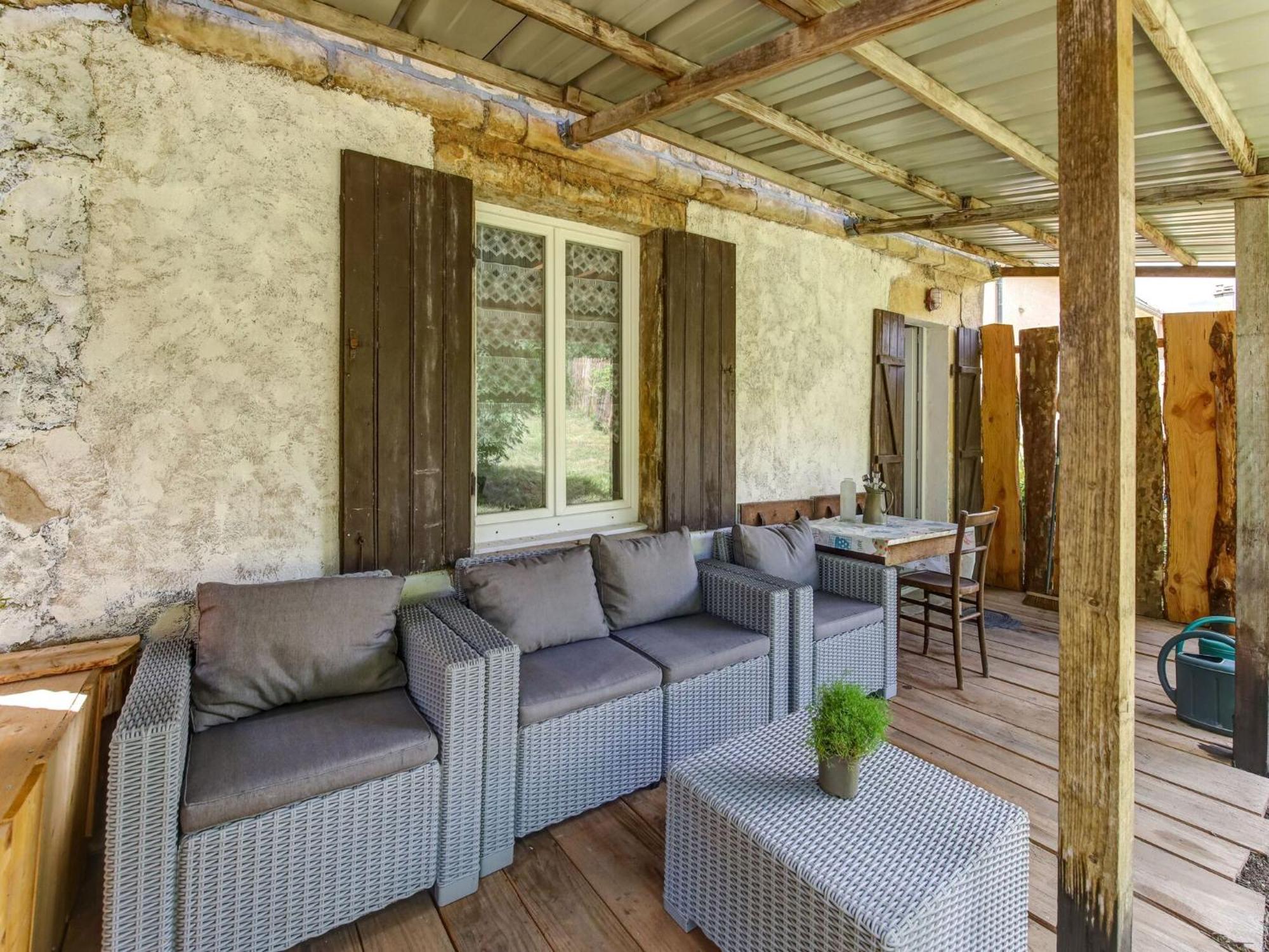 Traditional Holiday Home In Brinon Sur Beuvron Exterior photo